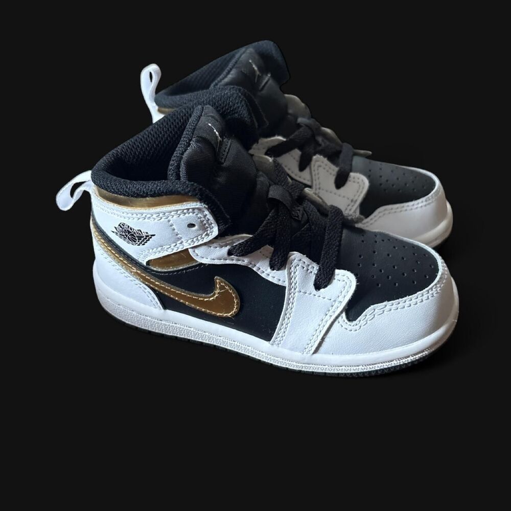 Jordan Black and White Trainers
